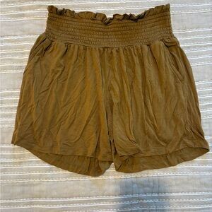 Kate Quinn smocked shorts